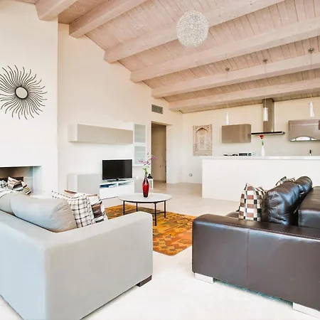 Luxury In Siena Apartment *