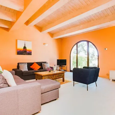 Luxury In Siena Apartment